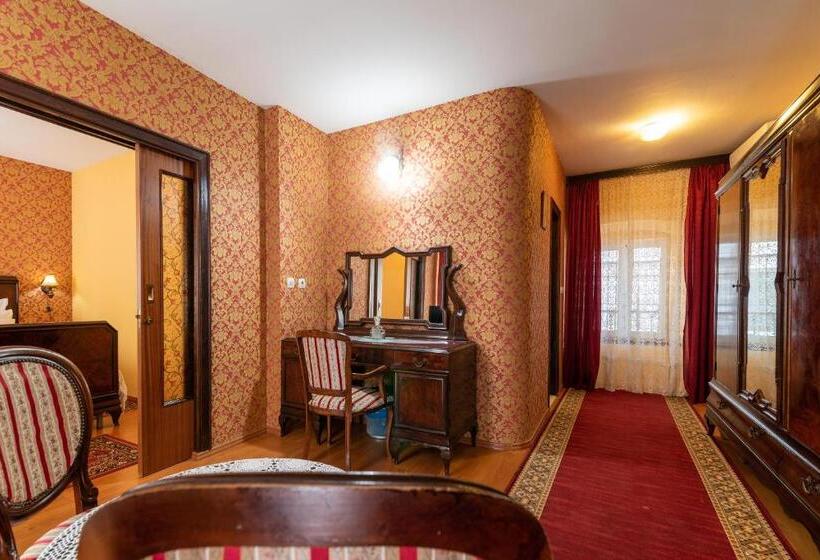 스위트, Heritage Hotel Pasike