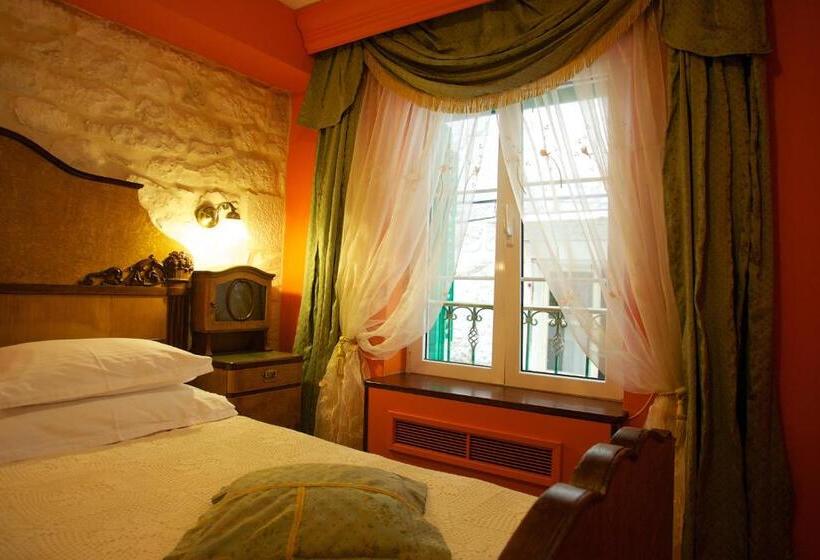 수피리어 룸, Heritage Hotel Pasike
