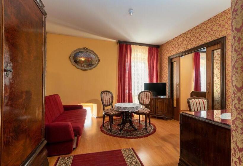 스위트, Heritage Hotel Pasike
