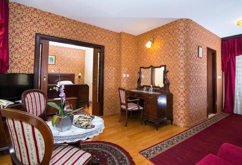 스위트, Heritage Hotel Pasike