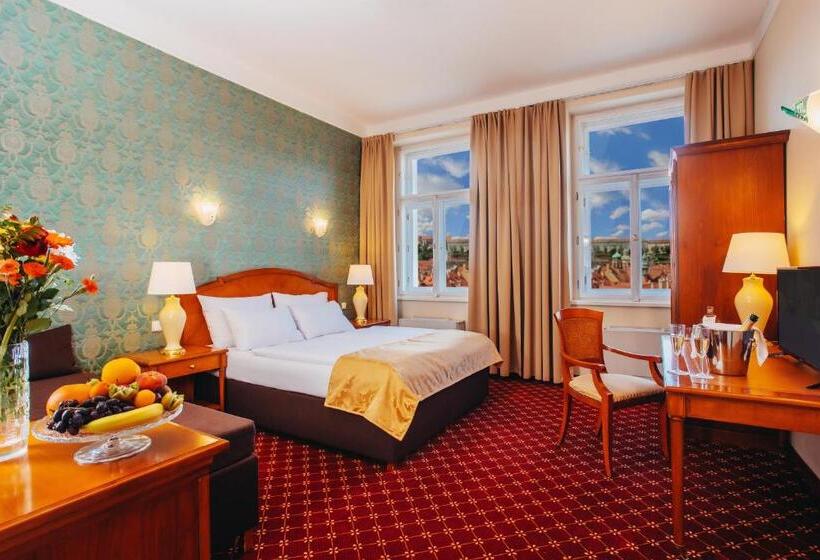 Quarto Superior, St George   Czech Leading Hotels