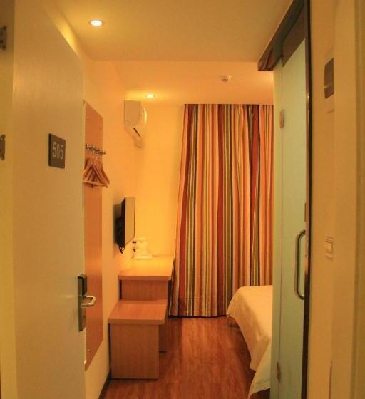 Номер Комфорт, 7days Inn Dongguan Guanhui City Rail Dalang Town Station Branch