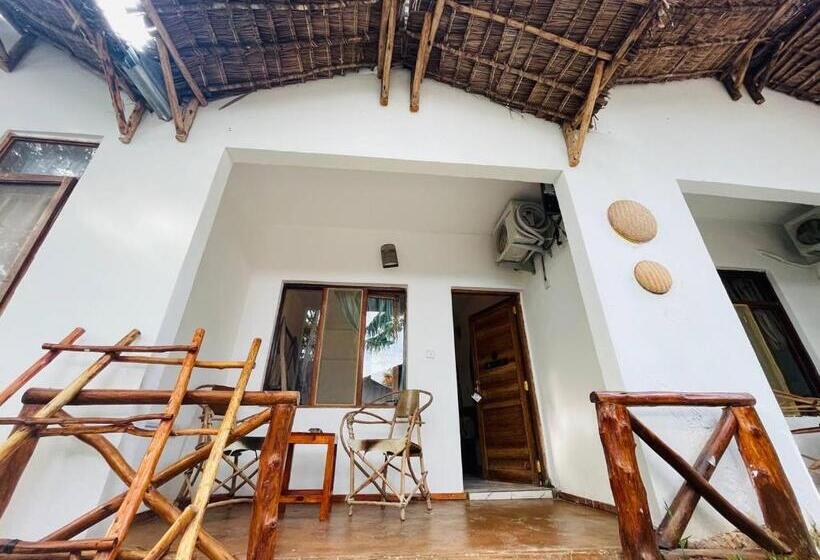 اتاق لوکس یک تخته, Babalao Bungalows