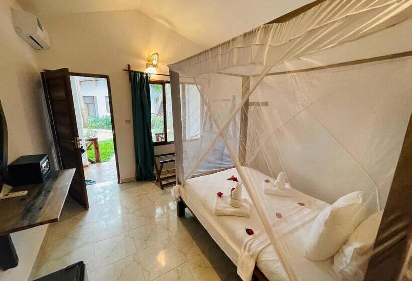 اتاق لوکس یک تخته, Babalao Bungalows