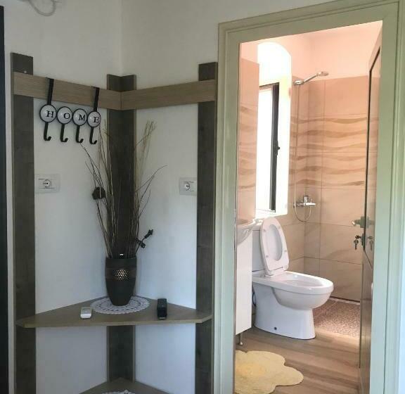 Трехместный Номер Стандарт Вид на Сад, The Mosaic House   Shtepia Me Mozaik