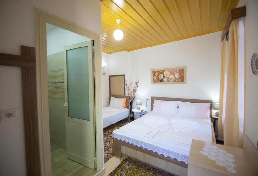 Трехместный Номер Комфорт, The Mosaic House   Shtepia Me Mozaik