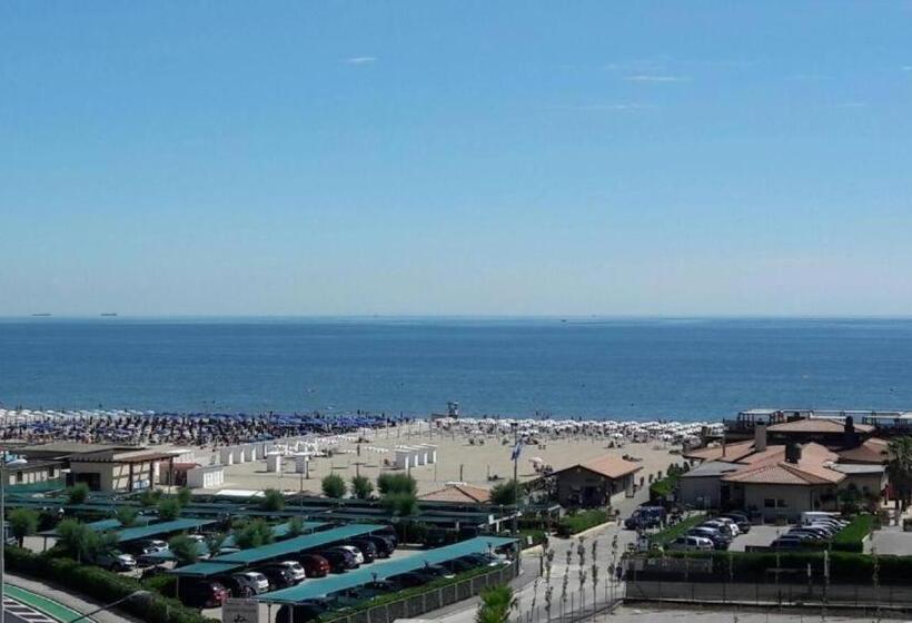 Apartamento 1 Dormitório Vista Mar, Albamarina Residence