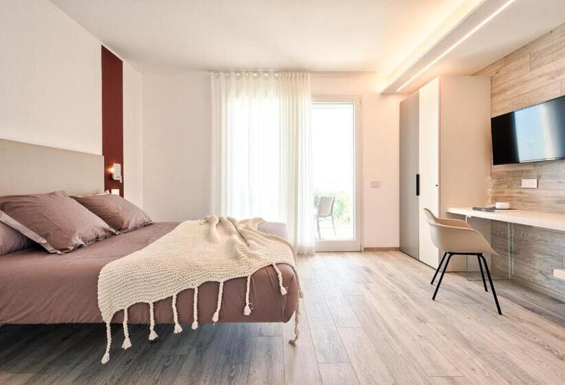 Suíte com Hidromassagem, Albamarina Residence