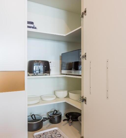 آپارتمان لوکس 2 خوابه, Domi Serviced Apartments