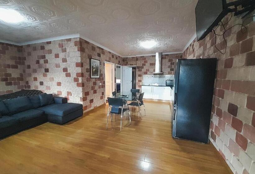 带2个卧室的公寓, Golfers Inn