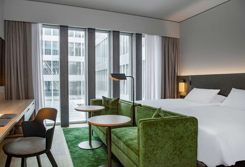 اتاق کلاب, Hyatt Regency Zurich Airport Circle