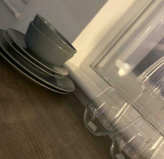 استودیوی استاندارد, Ps Apartments