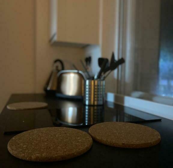 استودیوی استاندارد, Ps Apartments
