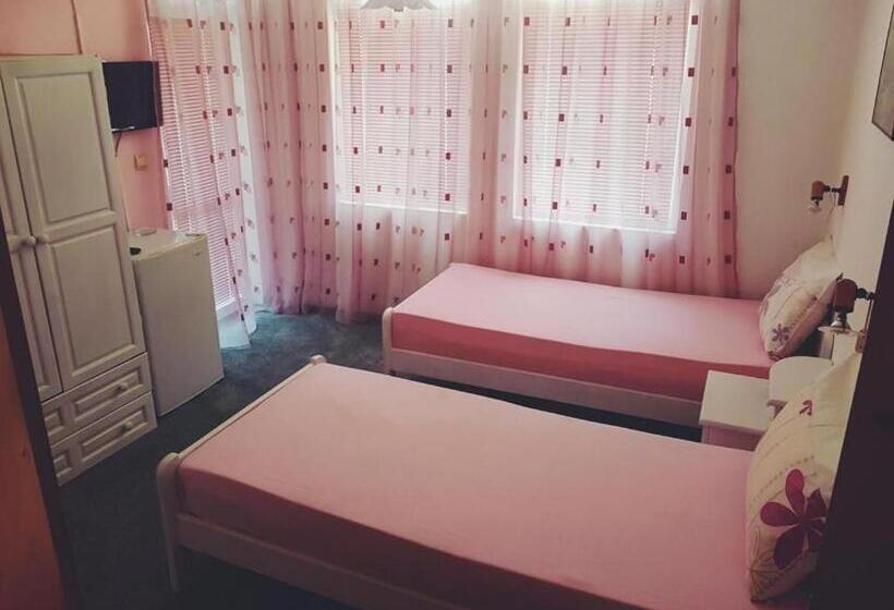 חדר סטנדרט, Guesthouse Flora