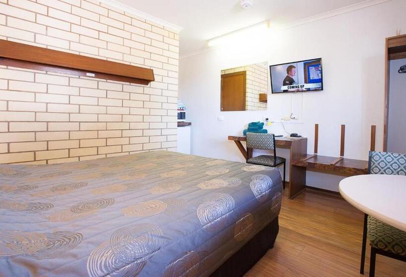 Номер Economy, Augusta Budget Motel