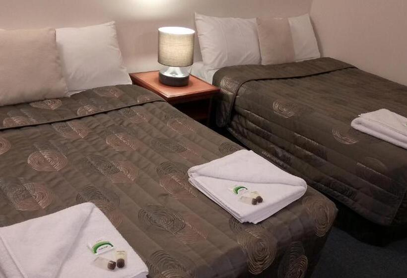 Family Suite, Millicent Motel