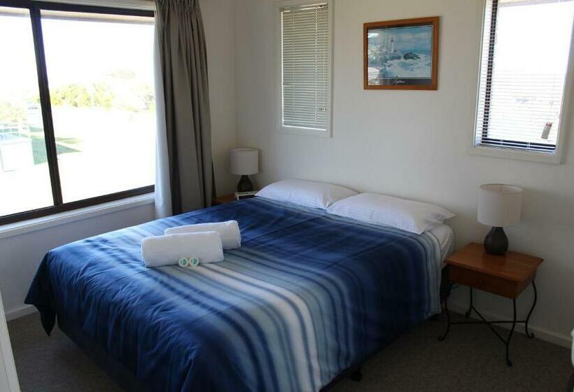 Апартаменты 2 Спальни, Narooma Palms Holiday Apartments