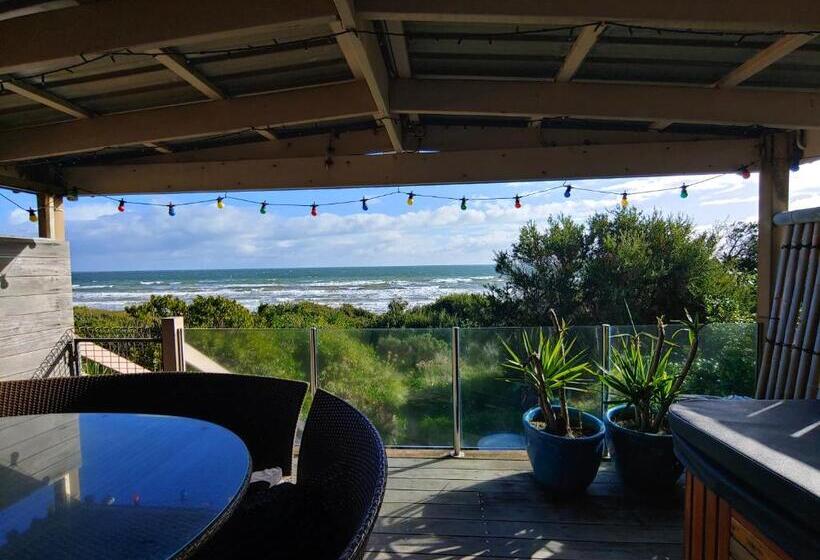 침실 1개 주택, Award Winning Beach Front Retreat