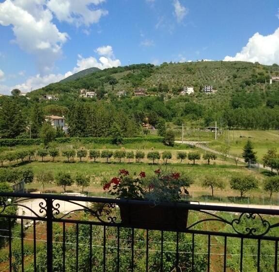 Номер Стандарт, Petalo Rosso B&b