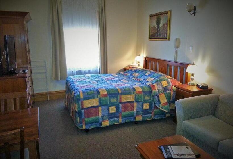 디럭스 스튜디오, Sonbern Lodge Motel