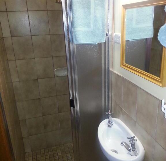 패밀리 룸, Sonbern Lodge Motel