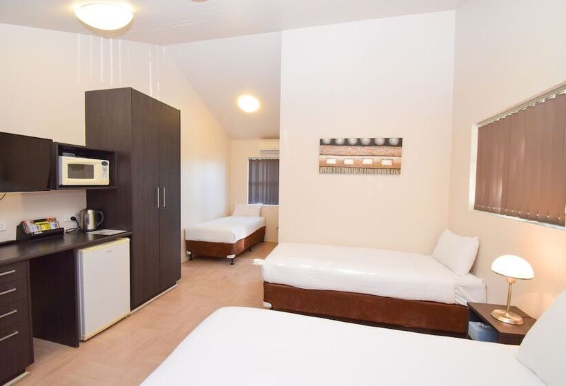 장애인을 위한 스탠다드 룸, Station Hotel Motel Kurri