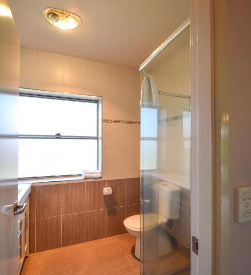 침실 1개 아파트, Station Hotel Motel Kurri