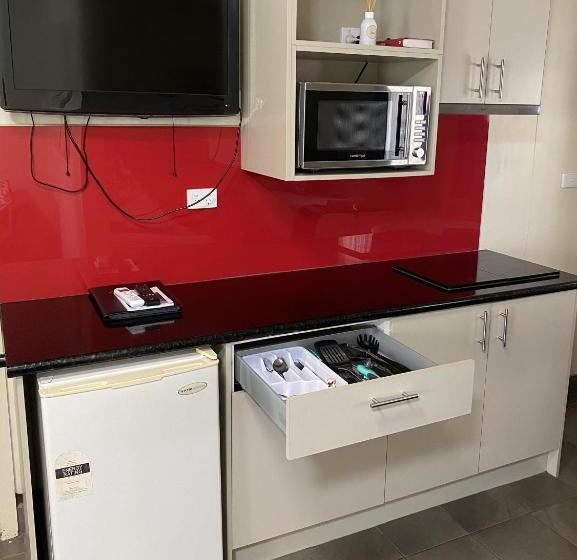 패밀리 룸, Echuca Motel