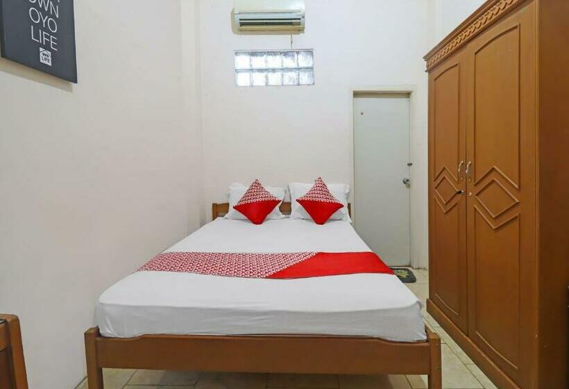 디럭스 룸, Oyo Life 2899 Ardilia Kost