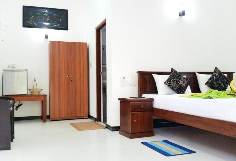 Номер Стандарт, Lake Lane Guest Rest