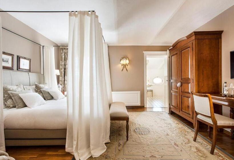 سوییت جونیور, Corte Gondina Boutique