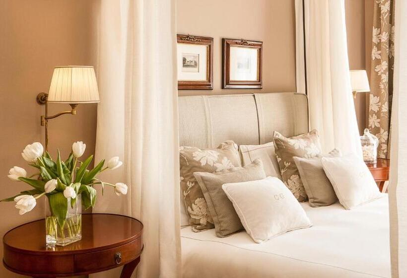 سوییت جونیور, Corte Gondina Boutique
