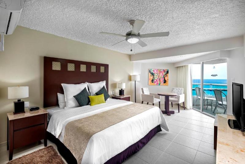غرفة ديلوكس مطلّة علي البحر, El Cid La Ceiba Beach