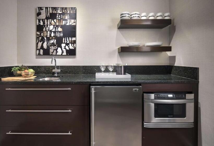 اتاق استاندارد چهار تخته, The Shelburne Sonesta New York