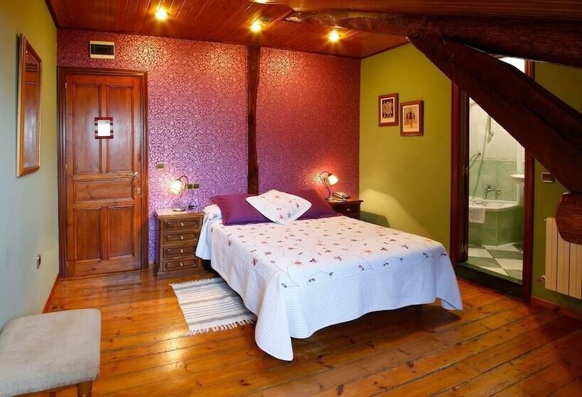 Quarto Estandar, Villa De Luarca