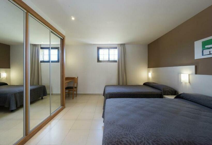 Quarto Familiar, Medplaya Aparthotel Sant Eloi