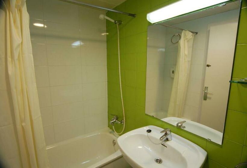 Quarto Familiar, Medplaya Aparthotel Sant Eloi