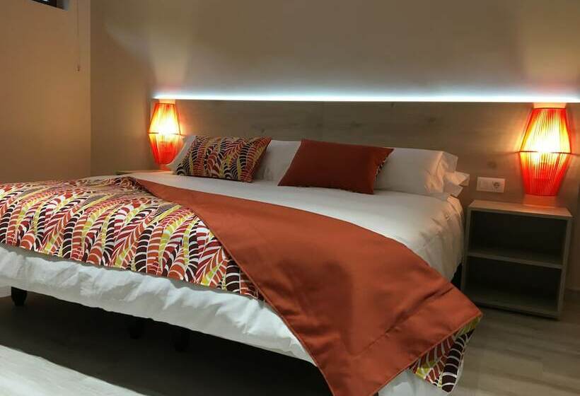 Quarto Familiar Superior, Medplaya Aparthotel Sant Eloi
