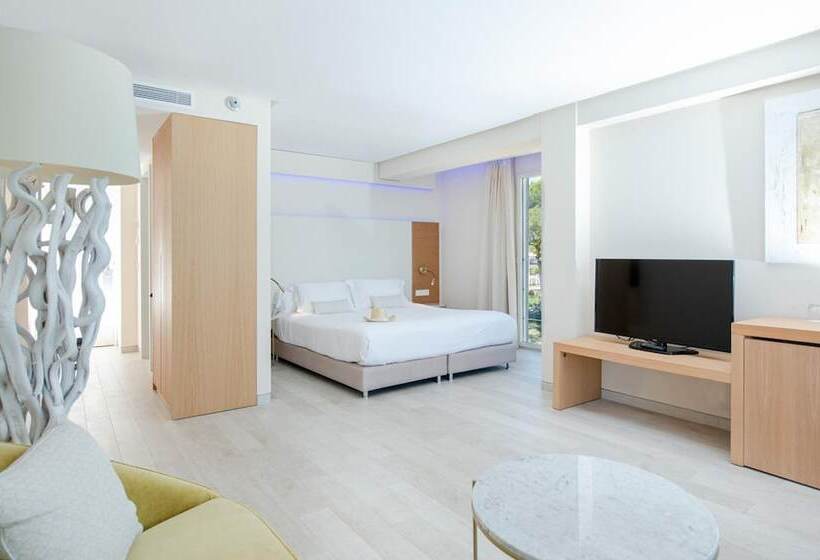 Полулюкс, Melbeach Hotel & Spa   Adults Only