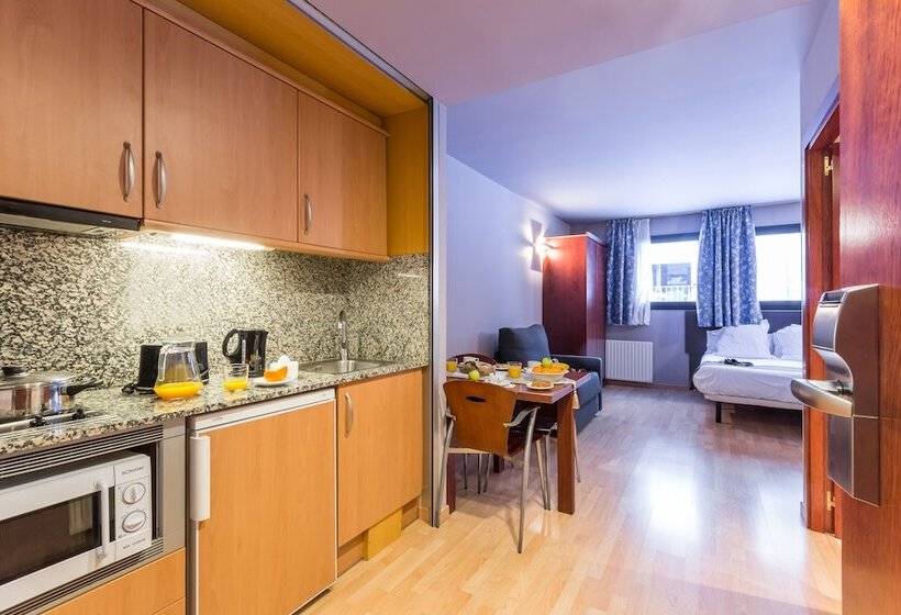 استودیوی استاندارد, Pierre & Vacances Andorra Pas de La Casa Alaska