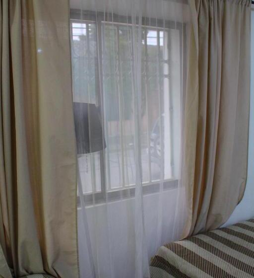 Семейный Номер, Residencial Victoria Said