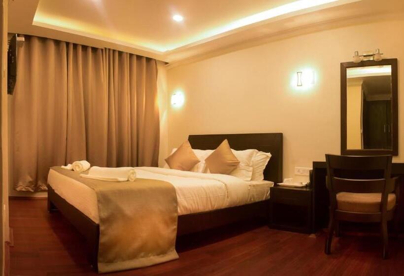 اتاق لوکس, Sherepunjab & Spa
