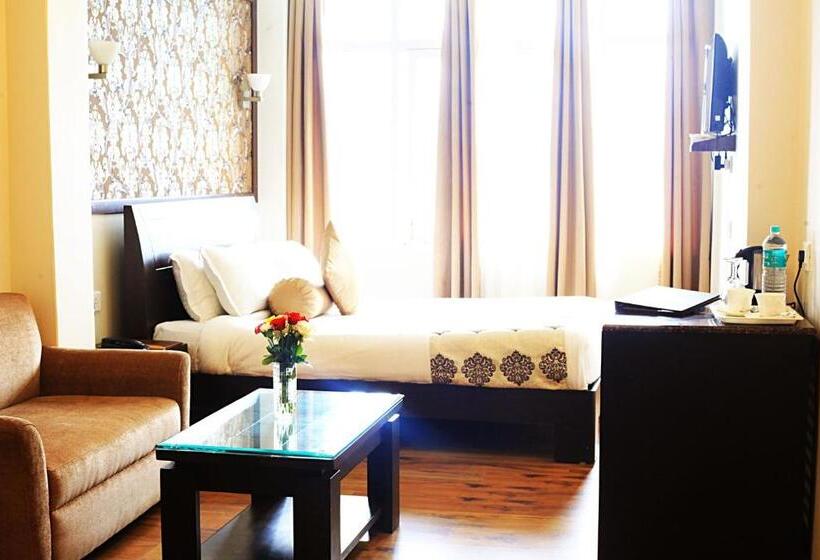 اتاق اجرایی, Sherepunjab & Spa