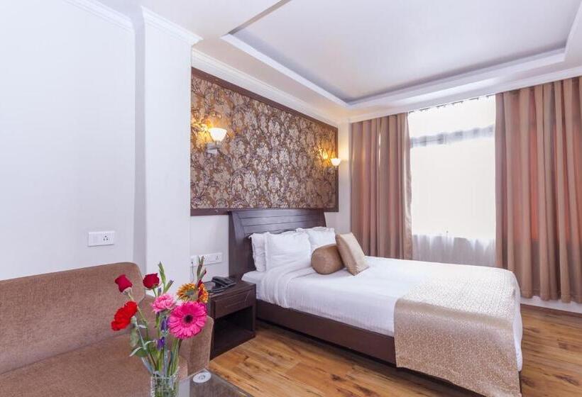 اتاق اجرایی, Sherepunjab & Spa
