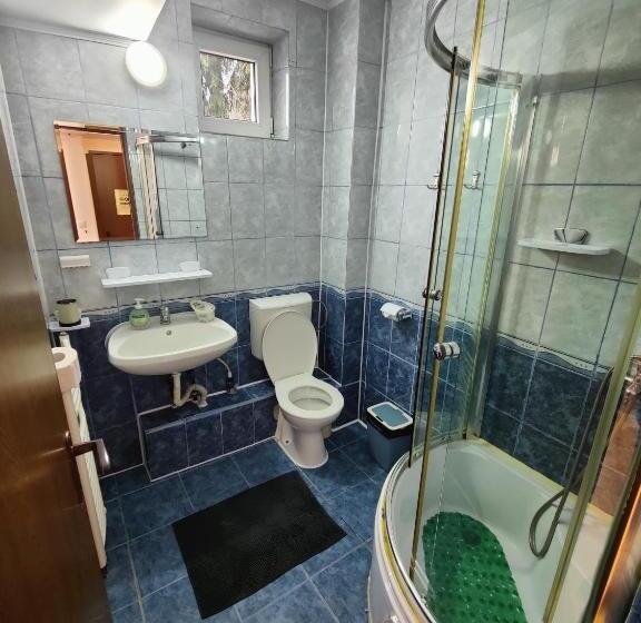 اتاق استاندارد با چشم‌انداز کوهستان, Casa Adina