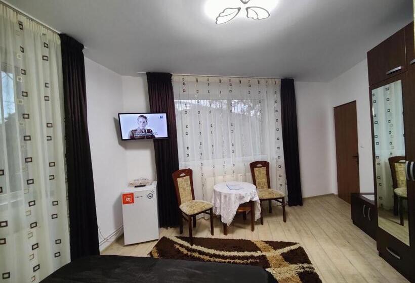 اتاق استاندارد با چشم‌انداز کوهستان, Casa Adina