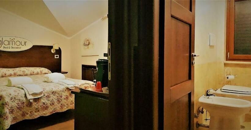 Четырехместный Номер Стандарт, Glamour Bed & Breakfast