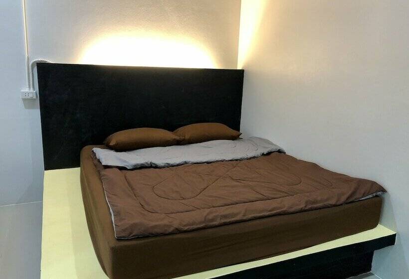 Номер Базовый Двуспальная Кровать, Chillchill