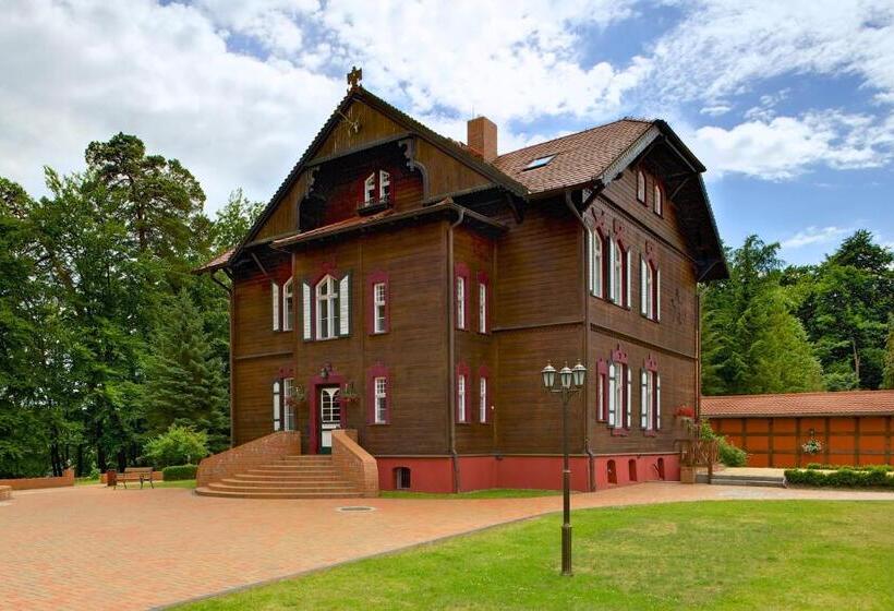 סוויטה, Jagdschloss Waldsee