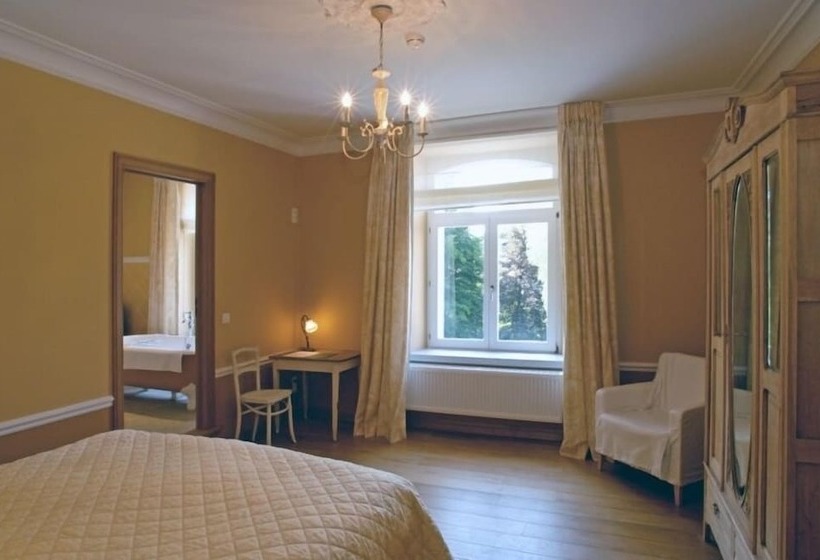 Номер Стандарт Вид на Сад, Hostellerie La Maison De Maître